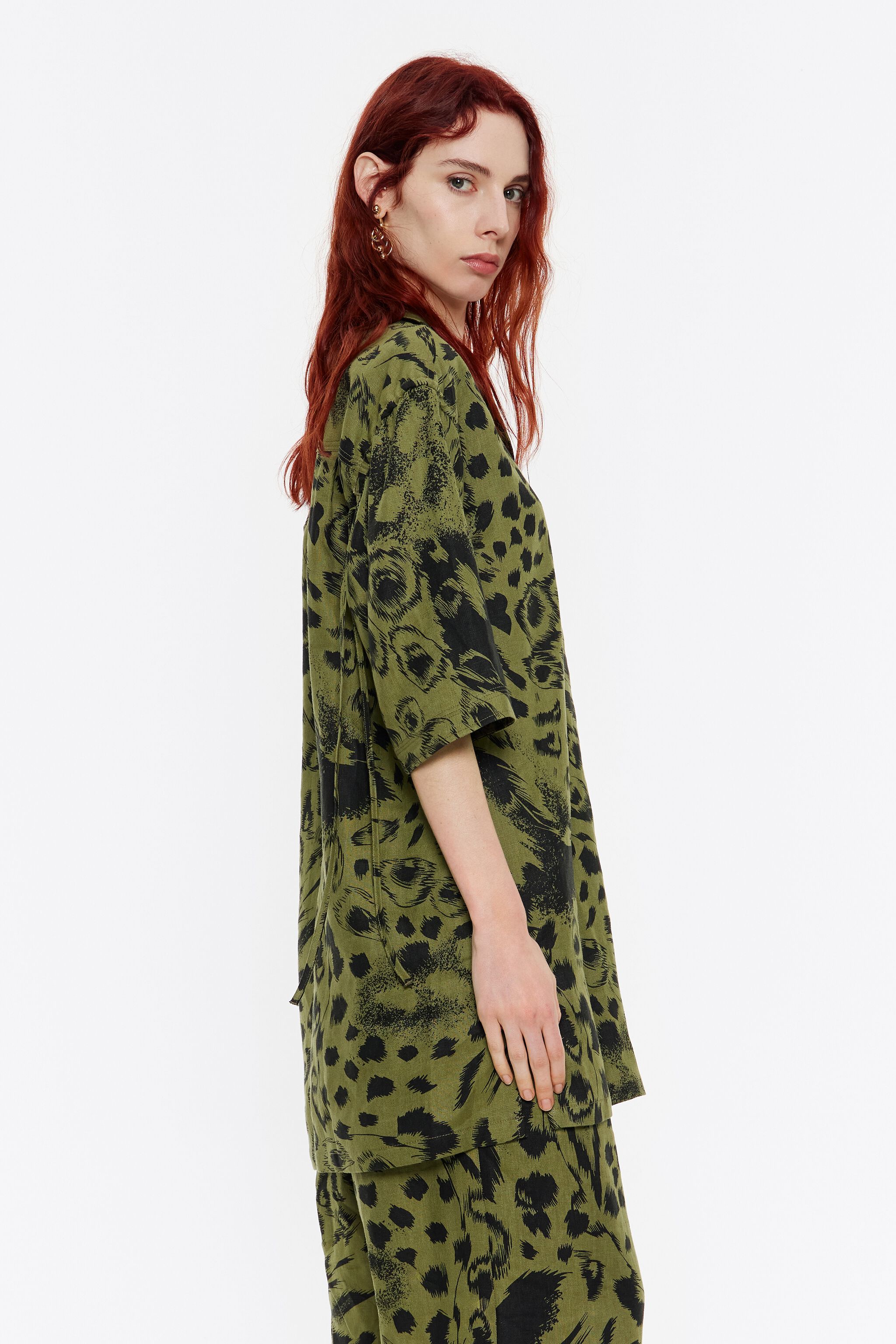 Camisa oversize lino Animal mix verde