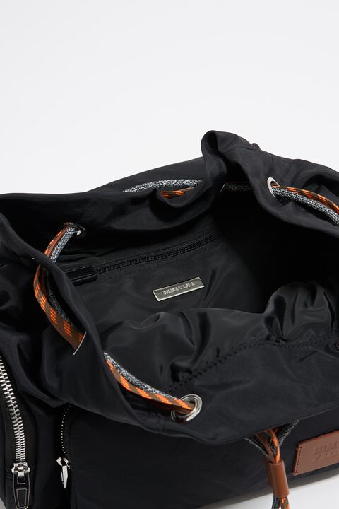 Mochila mediana nylon negra Mochila mediana nylon negra