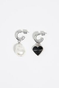 Pendientes aro coraz&oacute;n y perla plateado