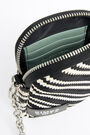Minibolso móvil trenzado bicolor Minibolso móvil trenzado bicolor
