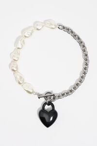 Collar perlas cadena y coraz&oacute;n candado negro