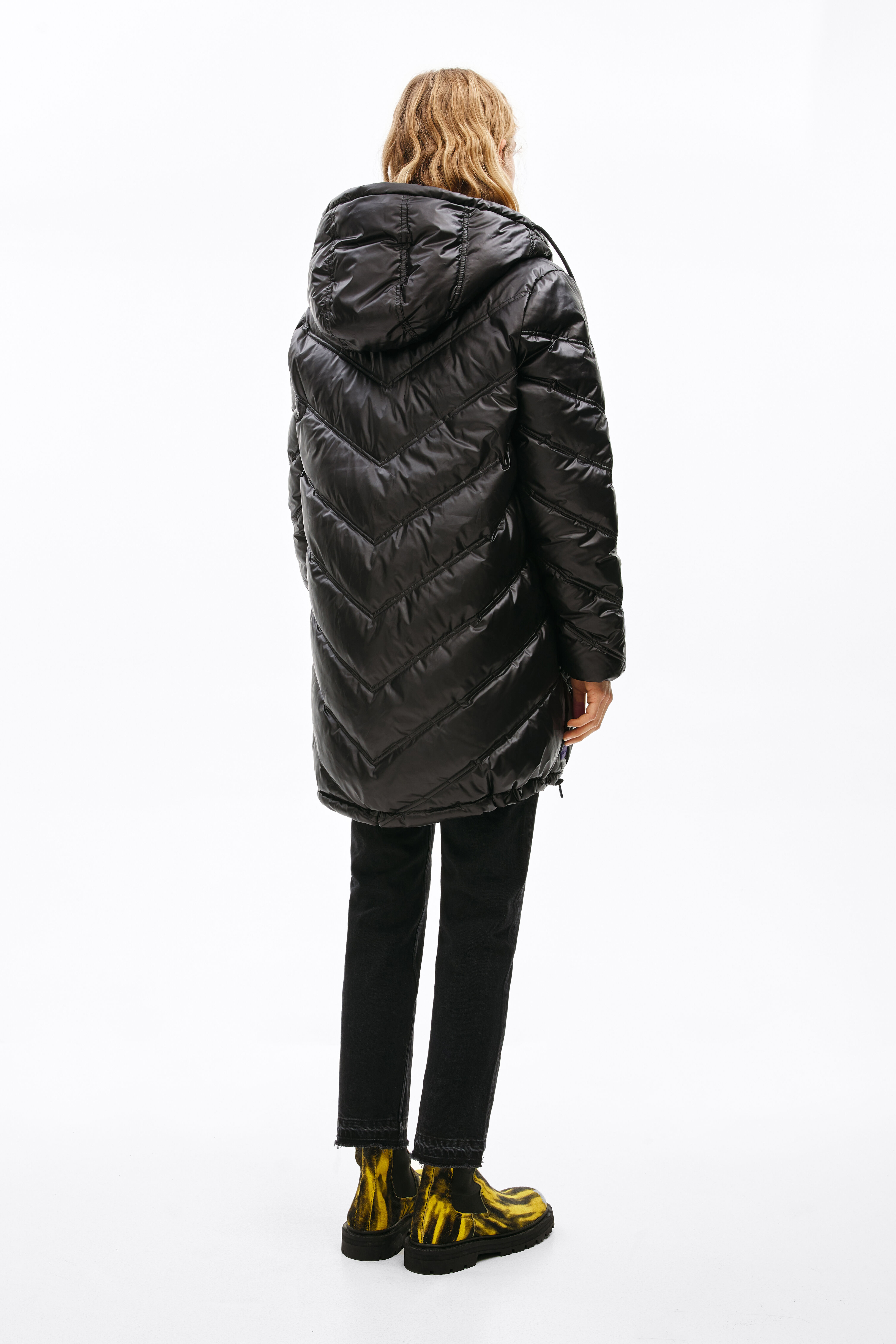 Plumífero nylon brillante negro