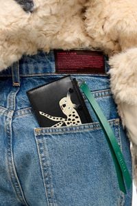 Tarjetero-monedero Fr&iacute;o Peludo piel negro