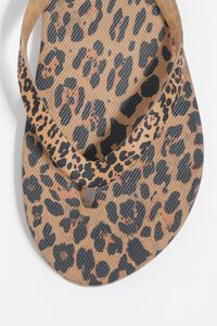 Chancla flip flop Leopard natural