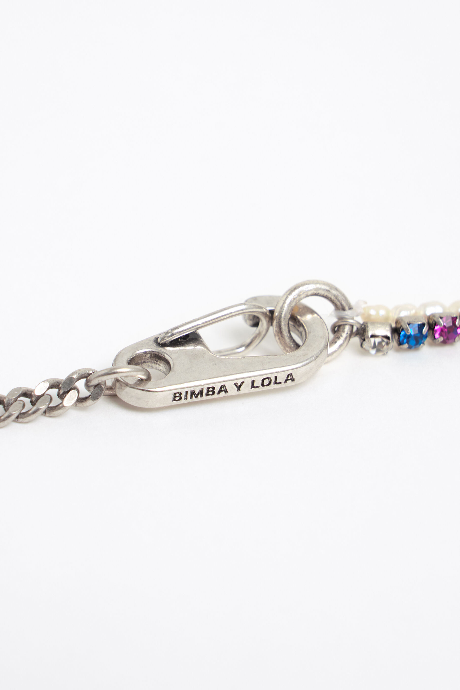 Collar multicadena corazón perlas
